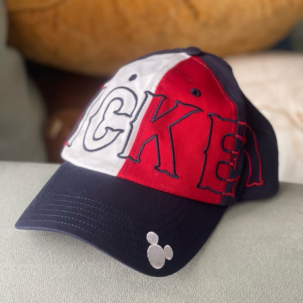 Walt Disney World Mickey Hat Authentic NEW